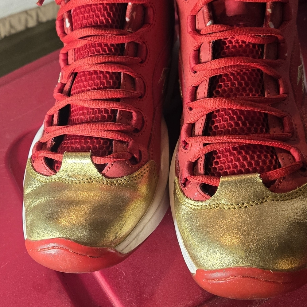 Reebok Red and Gold Sneakers with Hexalite Cushioning - Picture 2 of 5